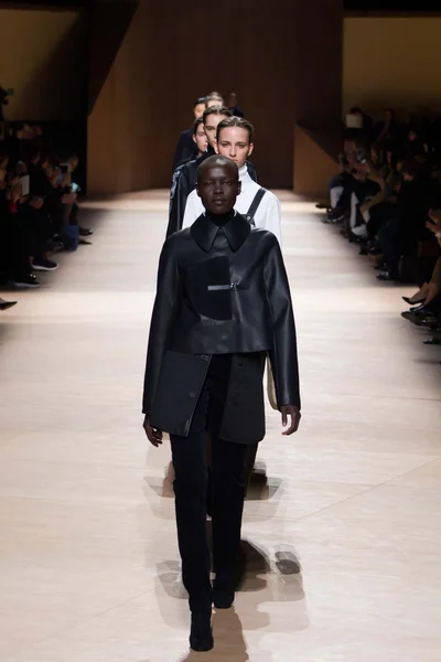 Look 41